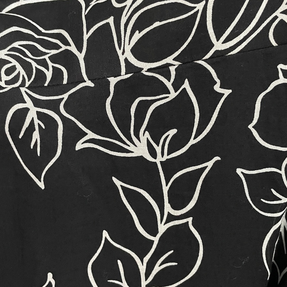 Jones New York Signature Black and White Floral Skirt - Picture 6 of 9